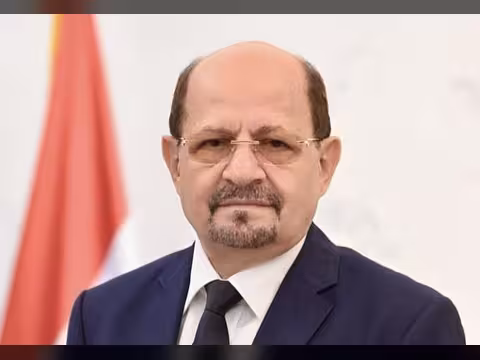 رئيس الوزراء يغادر الى  السعودية في زيارة خاصة