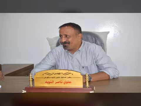 وكيل محافظة عدن لشؤون الشهداء والجرحى يزور عدداً من جرحى الحرب