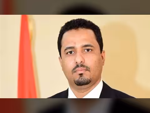 المحافظ مراد الحالمي يوجّه برفع الجاهزية في لحج لمواجهة التداعيات المحتملة لأخدود المنخفض الجوي