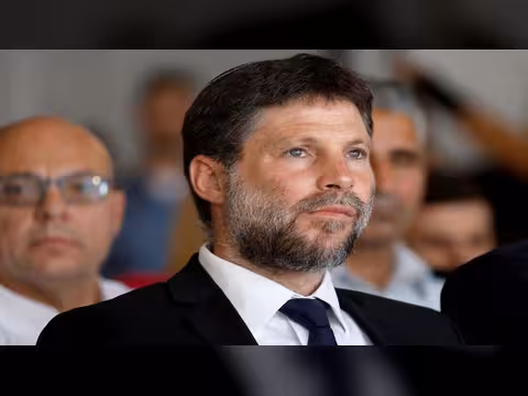 وزير إسرائيلي يدعو إلى ضم جنوب لبنان