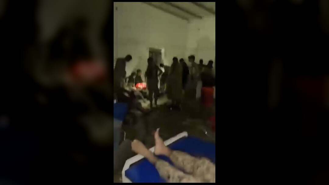 وفاة 13 جنديا واصابة العشرات جراء سيول جارفة اجتاحت معسكرا للجيش في الوديعة