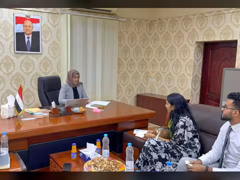 وزيرة الشؤون القانونية تبحث مع فريق عقوبات مجلس الأمن تعزيز التنسيق المشترك