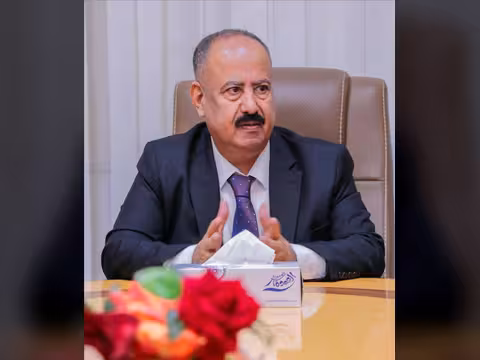 وزير النقل يزف بشرى سارة لليمنيين المقيمين في السعودية