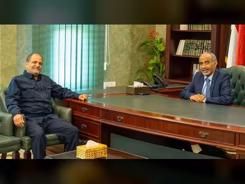 الفريق الركن الصبيحي: مجلس القيادة الرئاسي يضع ملف مكافحة الإرهاب في صدارة أولوياته