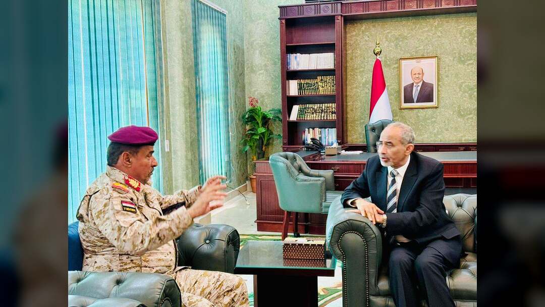 عضو مجلس القيادة الصبيحي يطلع مستوى الجاهزية القتالية للوحدات العسكرية في محور ابين