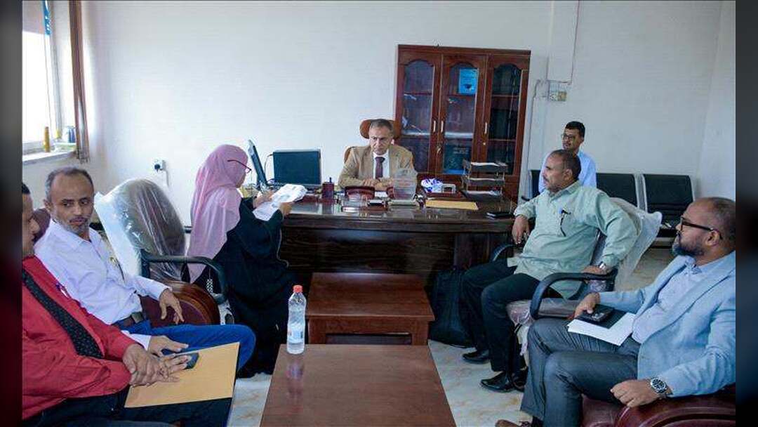 رئيس جامعة عدن يتفقد مركز التطوير الأكاديمي وضمان الجودة