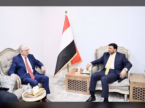 عضو مجلس القيادة الدكتور عبدالله العليمي يبحث مع السفير الالماني مستجدات الاوضاع وآفاق التعاون