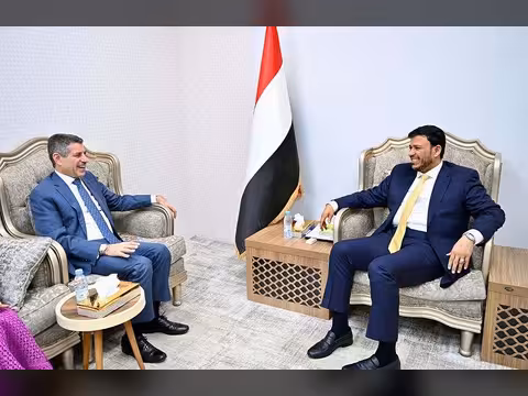 الدكتور عبدالله العليمي يبحث مع سفير الولايات المتحدة مستجدات الأوضاع على الساحة الوطنية