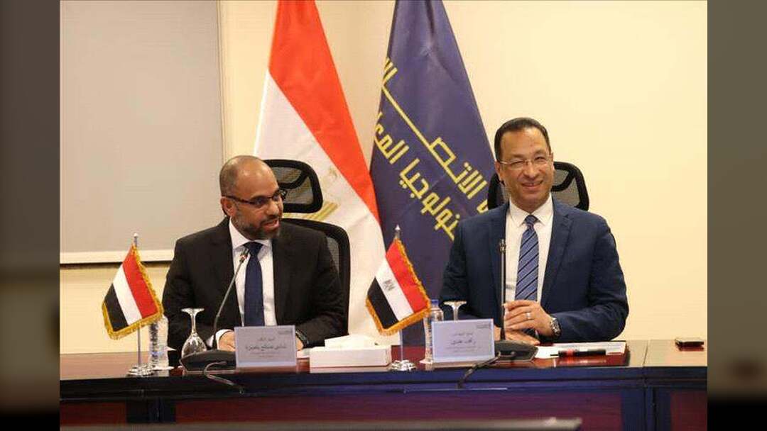 وزير الإتصالات يبحث مع نظيره المصري تعزيز التعاون المشترك