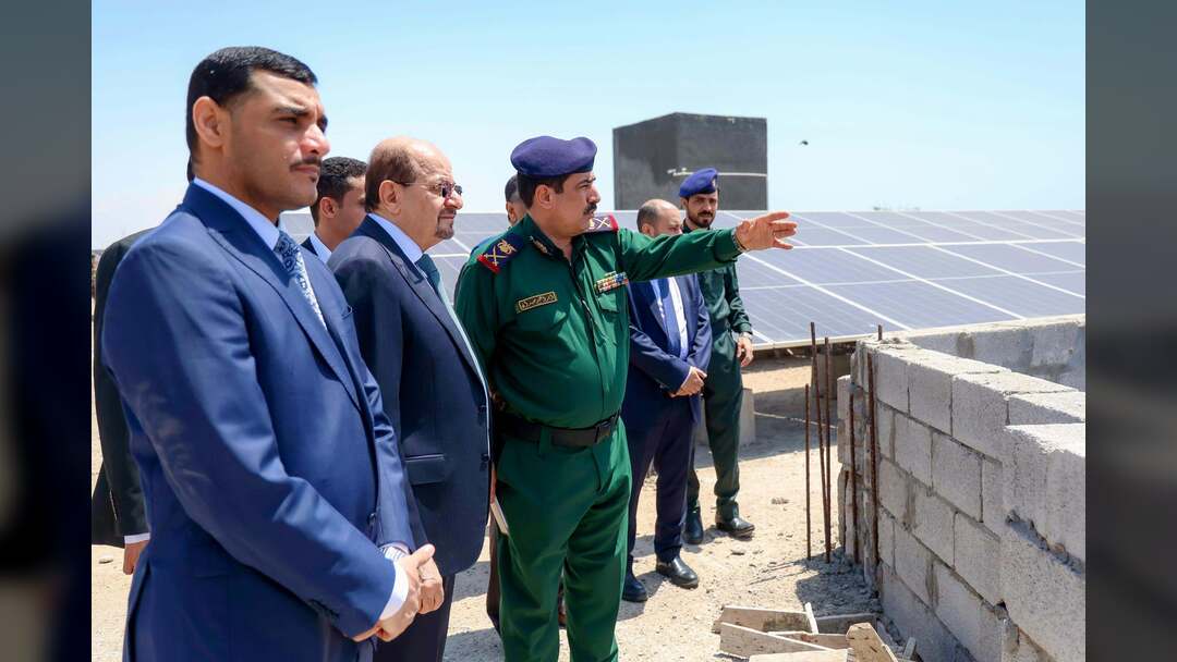 رئيس الوزراء يدشن العمل بمبنى وزارة الداخلية ويؤكد انها ركيزة أساسية للاستقرار المجتمعي ودعمها أولوية حكومية