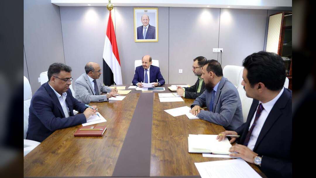 رئيس الوزراء يترأس اجتماعاً للجنة إدارة الأزمات لمناقشة تحديات قطاع الطاقة والخدمات