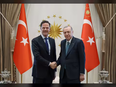 أردوغان: تركيا تسعى لإحياء المفاوضات بين روسيا وأوكرانيا