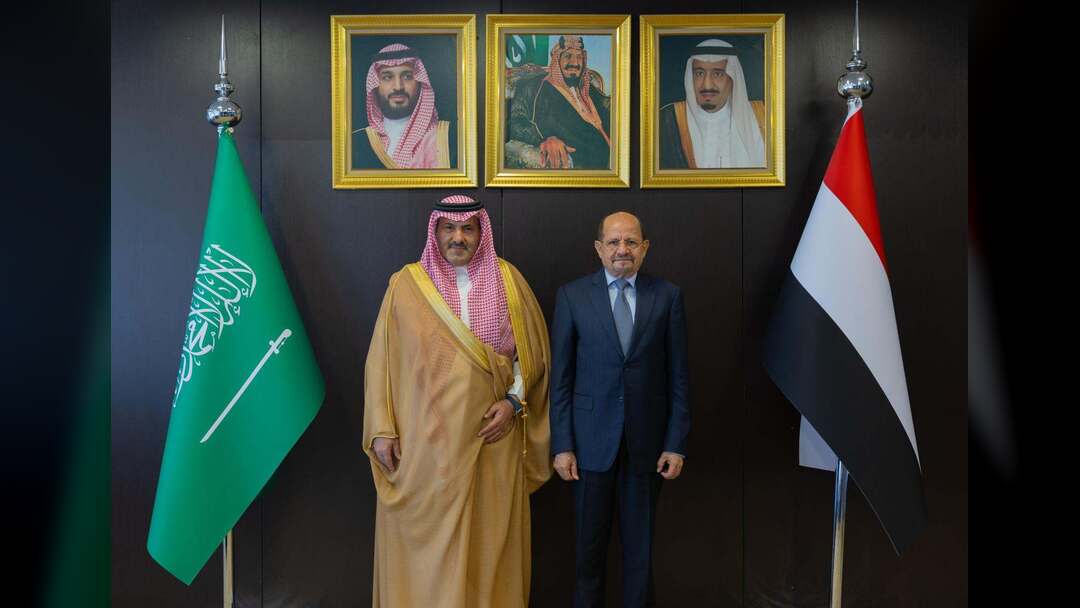 رئيس الوزراء وزير الخارجية يشيد بالدور الأخوي للسعودية في دعم اليمن وشعبها