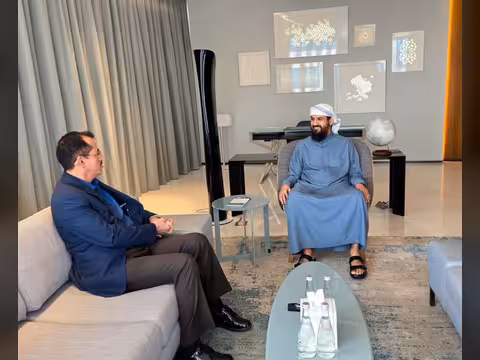 المحرّمي يناقش مع وزير الدفاع رفع الجاهزية وتوحيد القوات وتطوير منظومة التأهيل