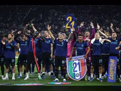 إنتر ميلان يحرز لقب الدوري الإيطالي للمرة الـ21 في تاريخه