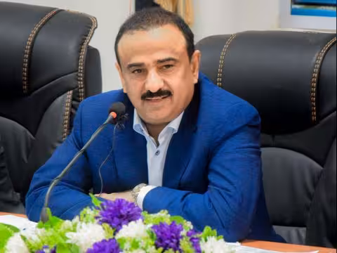 محافظ شبوة يوجه بإعداد دراسات لمشاريع خدمية في بيحان ويلتقي مدير مؤسسة تمكين شبواني
