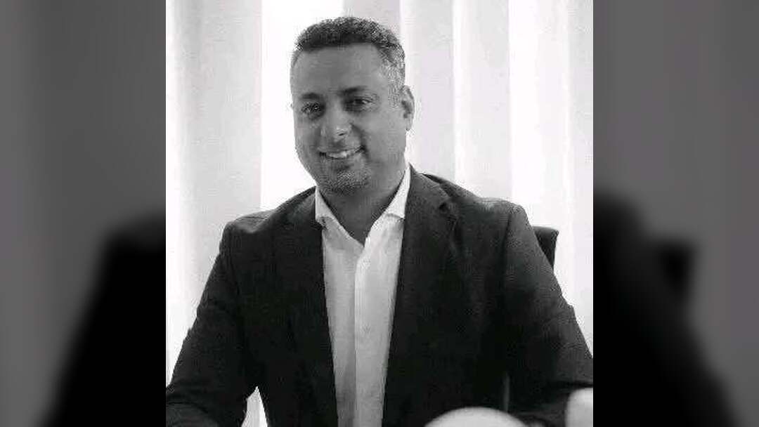 الوزير مختار اليافعي ينعي وسام قائد ويعتبر اغتياله استهدافًا للعقل الوطني  نعى وزير الشؤون الاجتماعية والعمل