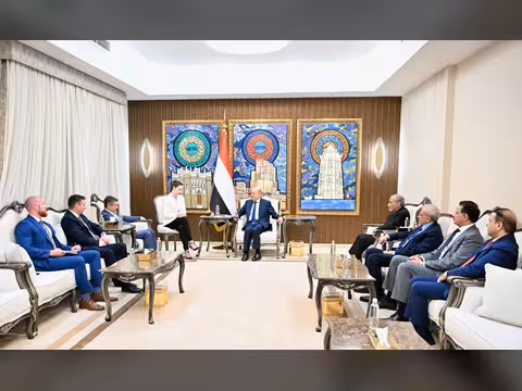 الرئيس العليمي: النظام الإيراني ليس مشروع سلام أو استقرار، بل مشروع توسع وابتزاز