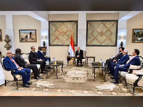الرئيس العليمي يستقبل وزير الدولة للشؤون الخارجية بجمهورية موريتانيا الإسلامية