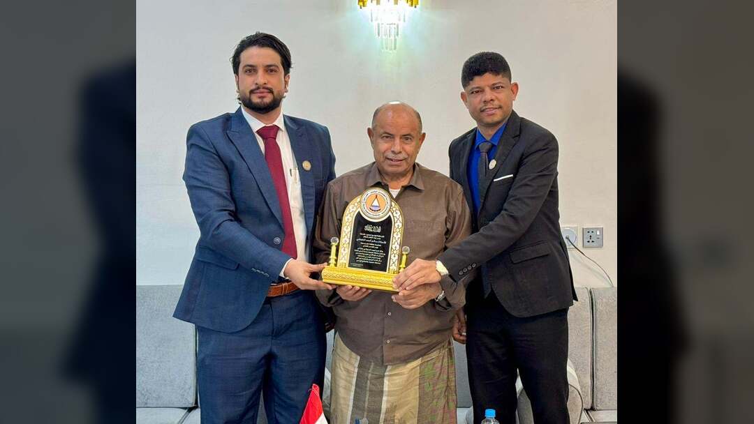 المحافظ الخنبشي يطّلع على أوضاع الإدارة الهندسية والفنية ويشيد بجهود نقابة المهندسين والدور العلمي والدعوي لجامعة الإمام الشافعي