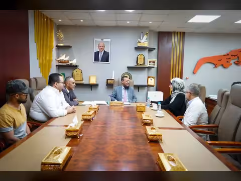 محافظ عدن يشيد بالدور الإغاثي والإنساني للجنة الدولية للصليب الأحمر