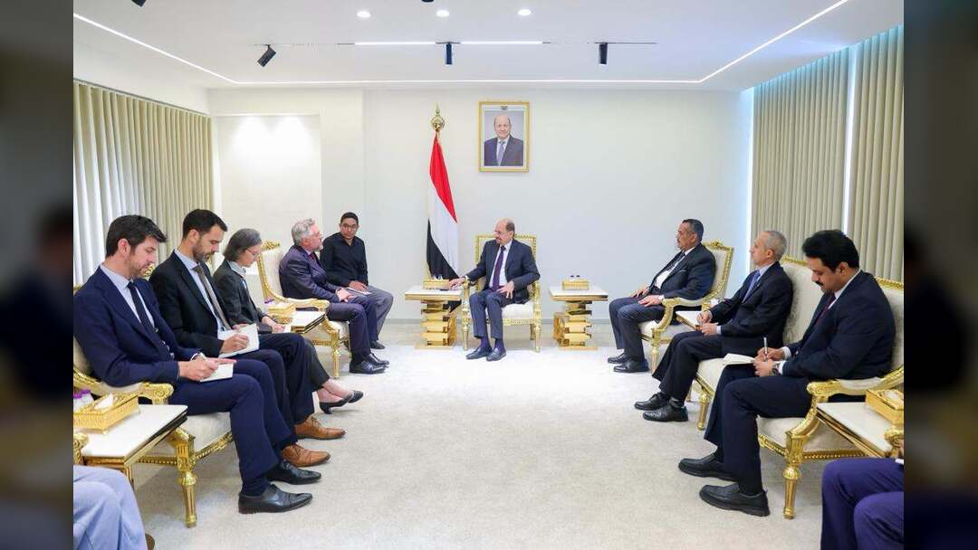 رئيس الوزراء يستقبل في عدن رئيس بعثة الاتحاد الأوروبي وسفيرة فرنسا