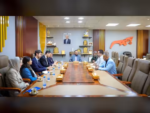 محافظ عدن يبحث مع بعثة الاتحاد الأوروبي تعزيز الشراكة التنموية