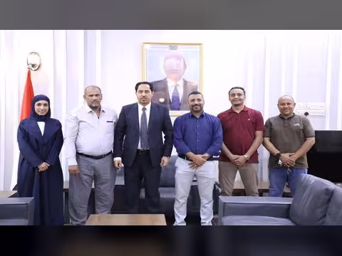 وزير الشباب والرياضة يلتقي اللجنة التحضيرية لبطولة مصارعة الذراعين ويطلع على آخر التجهيزات