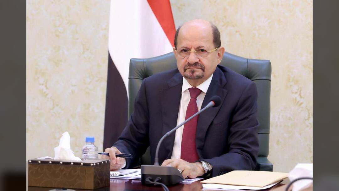 الزنداني يعتمد بدل غلاء معيشة بنسبة 20 بالمئة ويقر صرف العلاوات والتسويات المتوقفة ويشكل اللجنة العليا للمناقصات