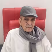 المستشار صالح الوالي يعزي أروى الهيال وإخوانها برحيل والدهم
