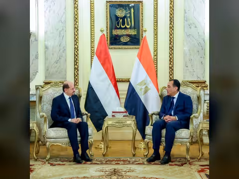 رئيس الوزراء وزير الخارجية يلتقي نظيره المصري