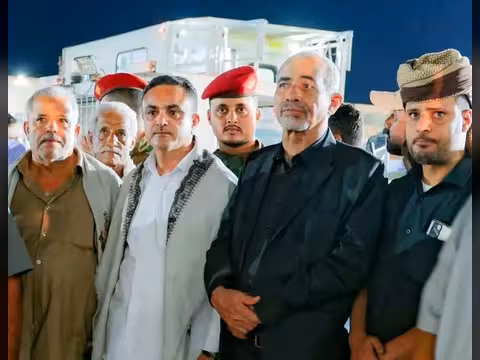 عضو مجلس القيادة محمود الصبيحي يستقبل في مطار عدن جثمان فيصل القطيبي