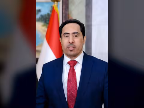 الوزير البكري يعلن عن مكافآت حكومية للمنتخب الوطني بعد التأهل التاريخي إلى نهائيات آسيا