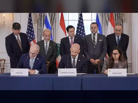لبنان وإسرائيل يوقعان على اتفاق إطاري برعاية أمريكية