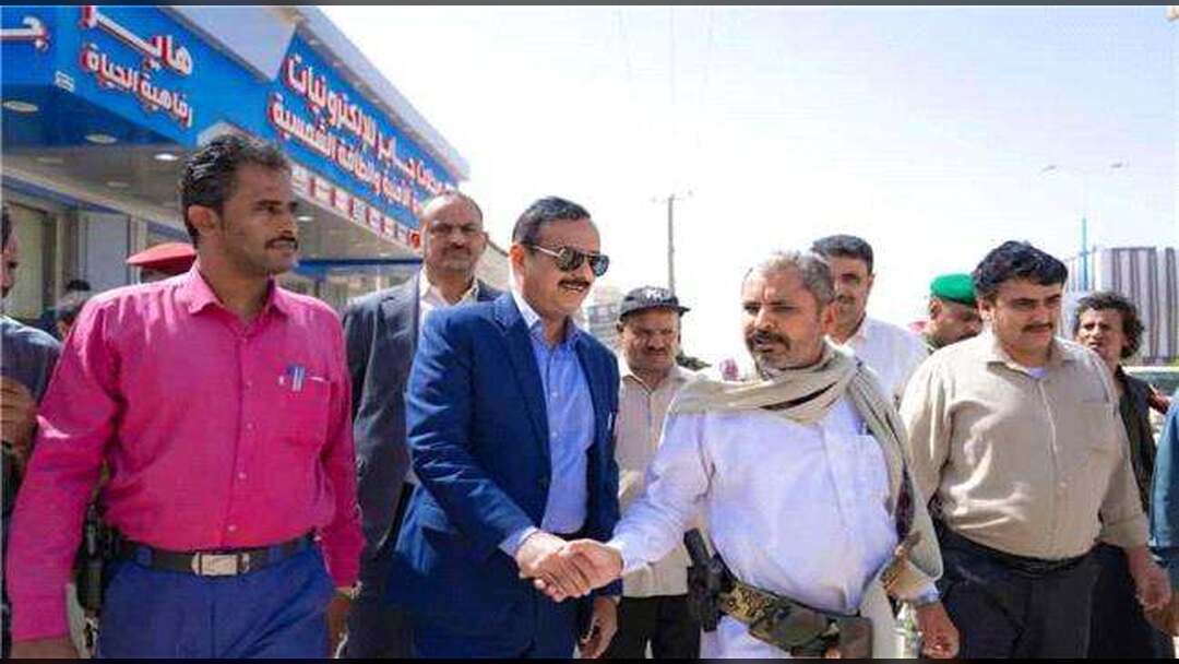 حافظ شبوة يدشن مشروع توسعة شارع الأربعين بمدينة عتق بتمويل محلي