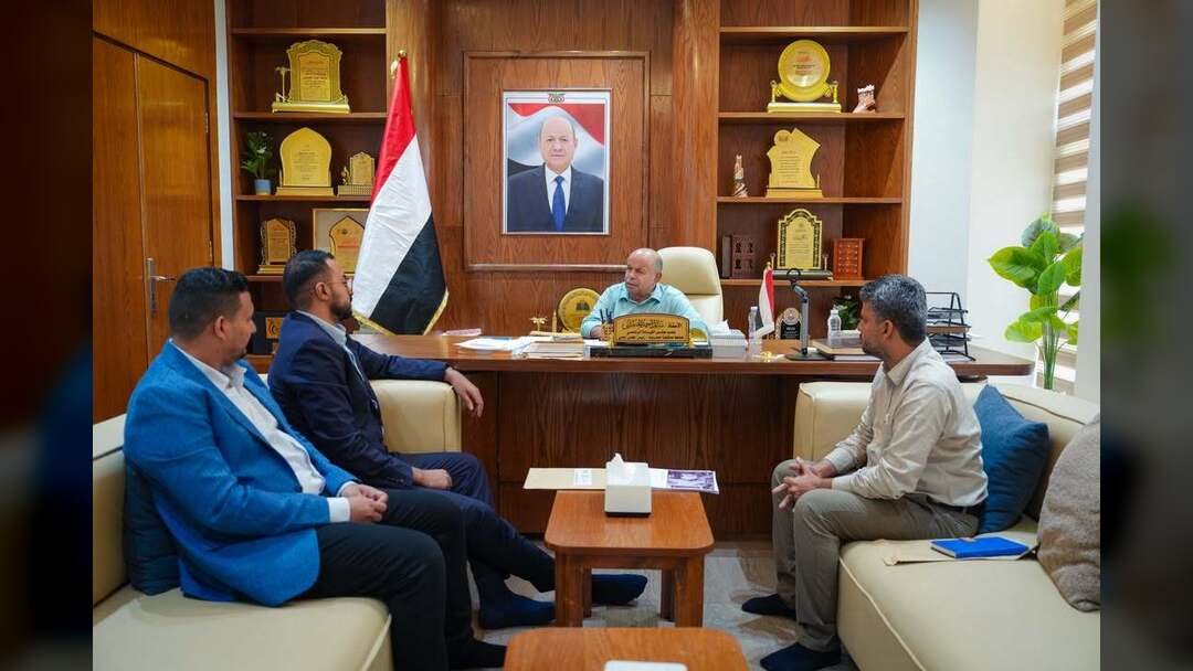 الخنبشي يطلع على أوضاع مديرية القطن ويؤكد دعم التنمية وتحسين الخدمات وتطوير القطاع الزراعي