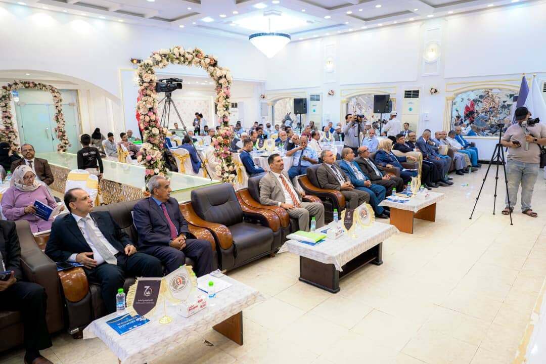 لقاء تشاوري بعدن يوصي بتعزيز جودة البرامج وفق معايير الاعتماد الاكاديمية