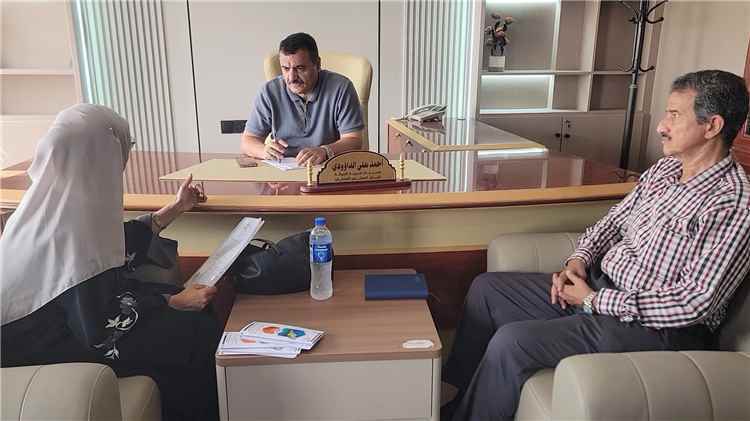 مدير عام البريقة يناقش تفعيل إدارة محمية العزيزية وتعزيز حمايتها
