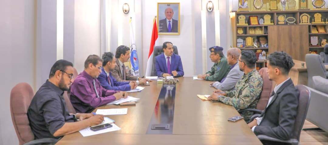 خطوات فاعلة لدمج النزلاء: وزير الشباب والرياضة ورئيس مصلحة التأهيل يبحثان خططاً برامجية شاملة