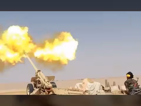 قوات دفاع شبوة تدك مواقع حوثية وتكبّدها خسائر فادحة رداً على هجوم سابق 