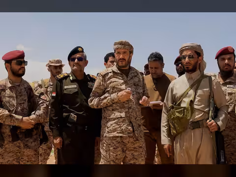 قراءة تحليلية في أبعاد ودلالات زيارة عثمان مجلي للفرقة الرابعة طوارئ بصعدة