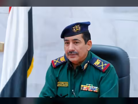 حيدان لـ«الشرق الأوسط»: إيران تسعى إلى «عسكرة باب المندب» عبر الحوثيين
