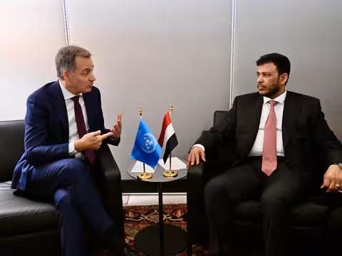 الدكتور عبدالله العليمي يبحث مع المدير التنفيذي لبرنامج الأمم المتحدة الإنمائي دعم التعافي الاقتصادي في اليمن