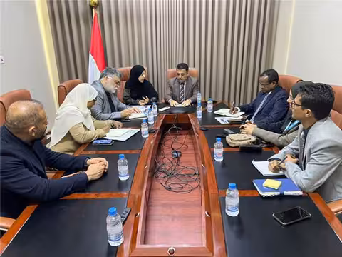 الأبارة يبحث مع "الصحة العالمية" فجوة الاستجابة الطارئة للنازحين جراء التصعيد الحوثي