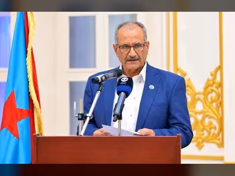 الجعدي يدعو الى مساندة تعز ويؤكد ان سقوطها ينقل الحرب إلى العمق الجنوبي