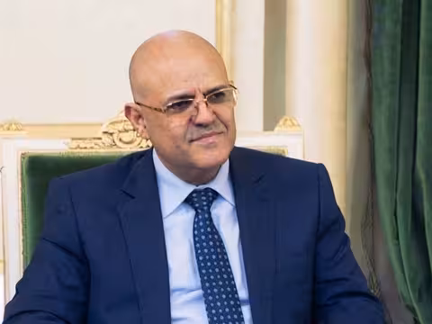 شمسان: أمن تعز وكرامة أبنائها وتضحيات شهدائها ثوابت وطنية لا تخضع للمساومة