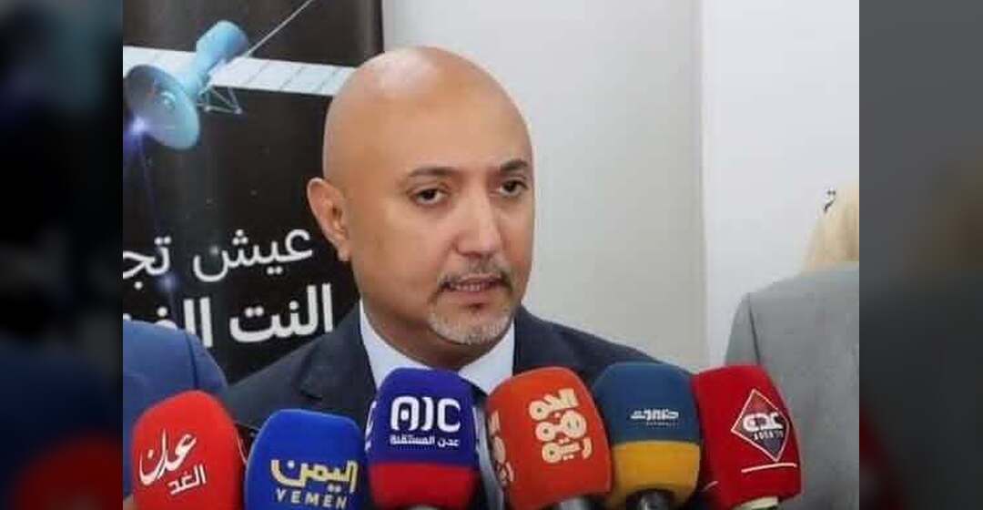 مدير مؤسسة الاتصالات يطلع على سير العمل بعدد من المرافق والمشاريع في عدن