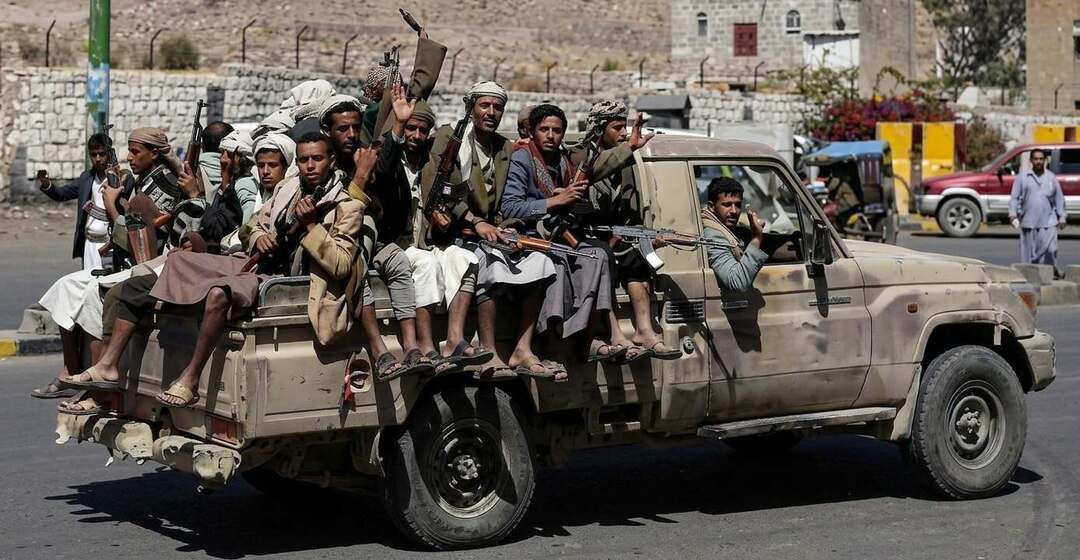 كمين محكم يستهدف طقمين حوثيين في النشمة بتعز وسقوط جميع من كانوا على متنهما
