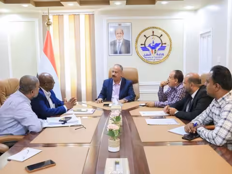 وزير النقل يبحث مع شركة "فالار" الامريكية ترتيبات المرحلة الثانية لمشروع تعزيز أمن الطيران المدني