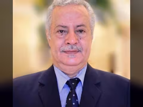 المفلحي يدين استهداف مطار الملك خالد ويؤكد: اليمن والمملكة في خندق واحد لمواجهة الإرهاب:
